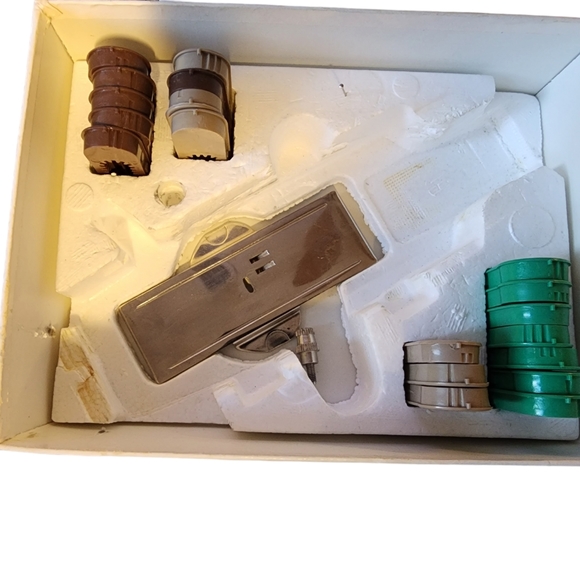 Vtg Singer Professional Buttonholer Sewing Machine Slant Needle Zig-Zag 102577 - Picture 3 of 16